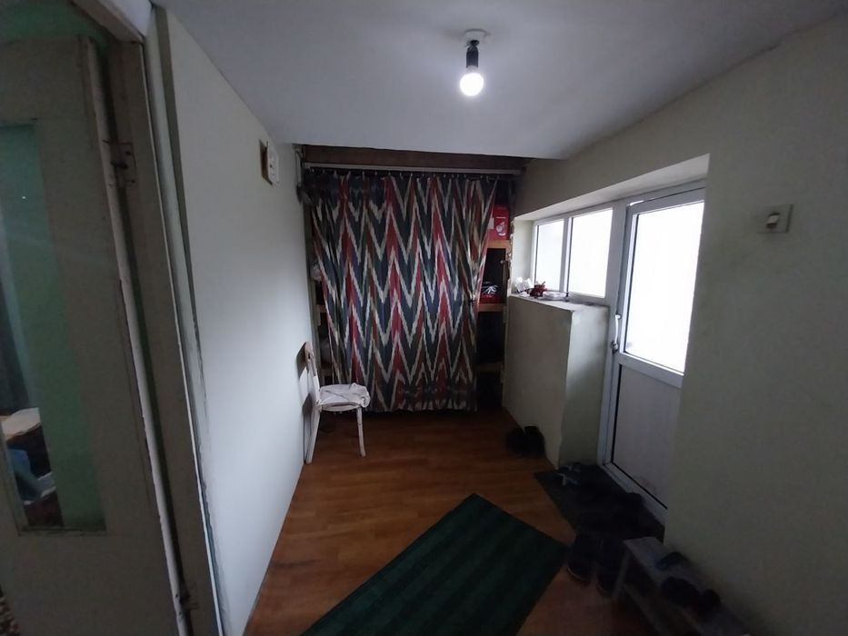 Продается участок с домом в Янгиюльском районе (Гульбахор).