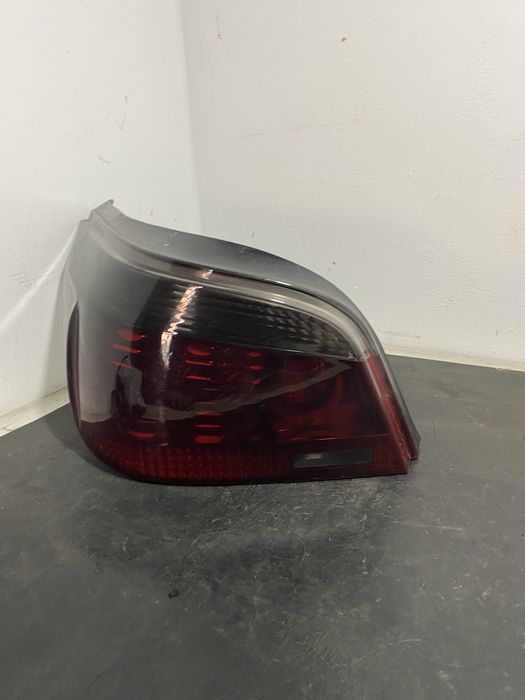 Stopuri BMW Seria 5 E60 520d 530d 525D stop stanga dreapta E60