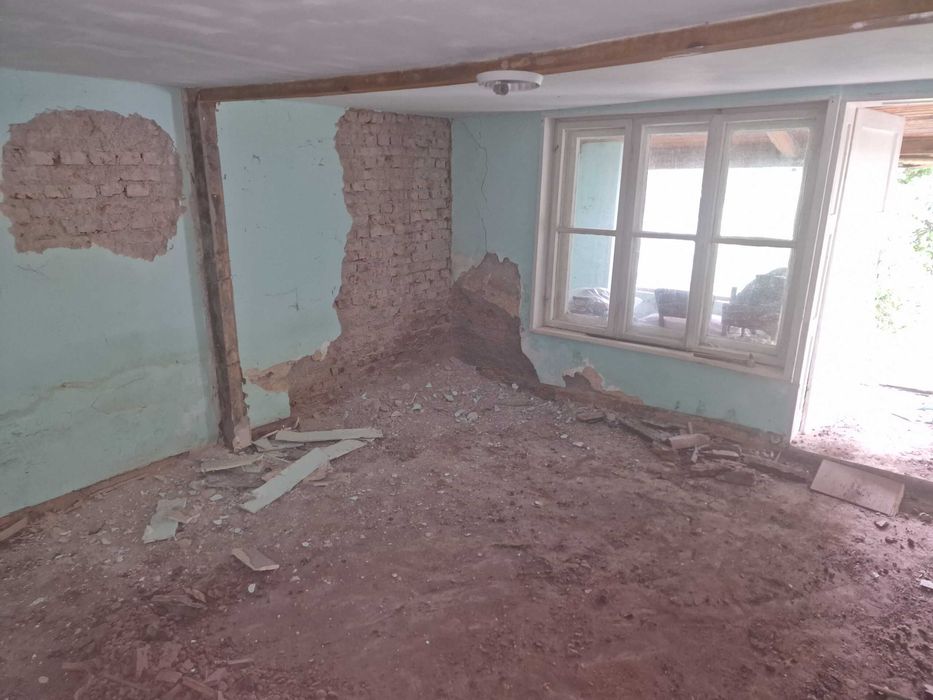 Стара къща за ремонт до Автогарата