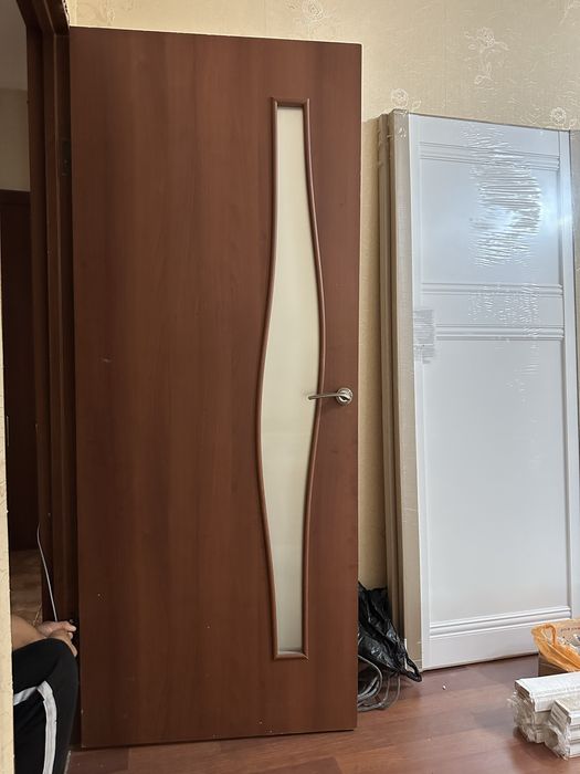 Осындай 3 есік бар