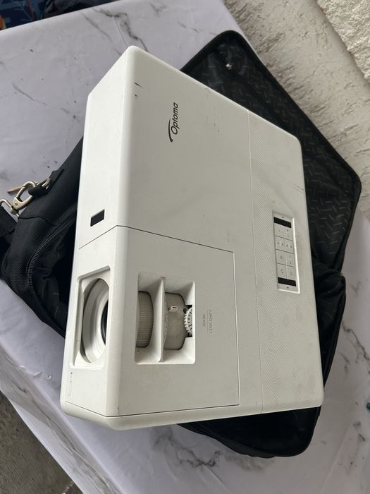 проектор в арену