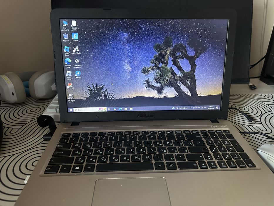 Asus x540ua ноутбук