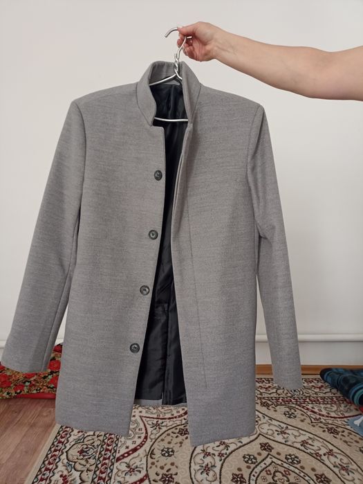 Продам мужское пальто