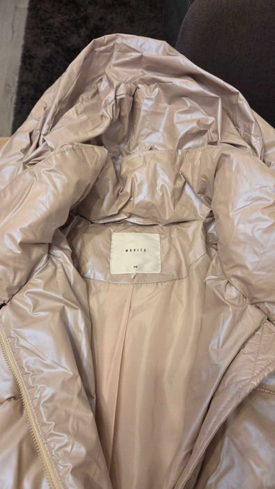 Дамска шуба над коляното.