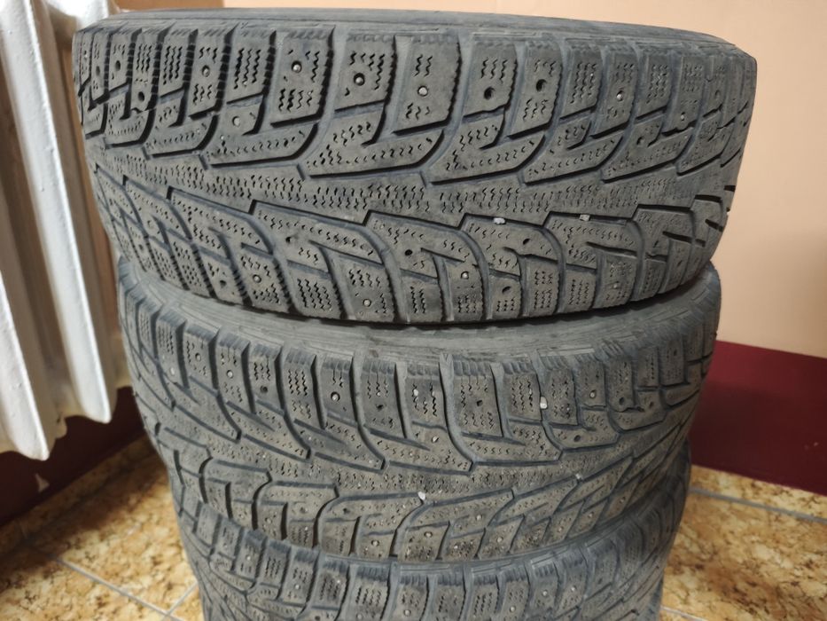 Продам зимние шины