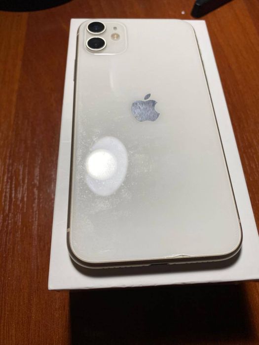 iPhone 11 64gb 71% акб