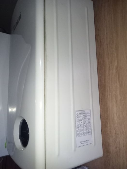 Продаётся водонагреватель rinnai