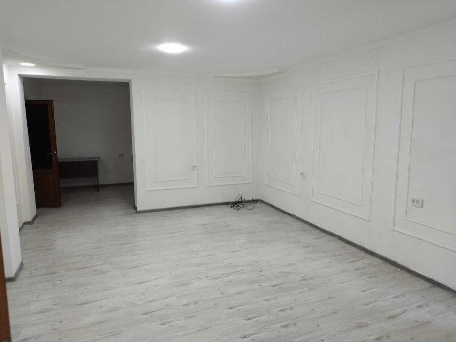 Буз Базар Буюк Ипак уйли сдаётся офис 90м2