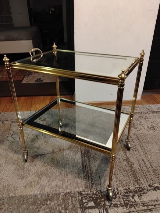 Френска Помощна Масичка на Колелца