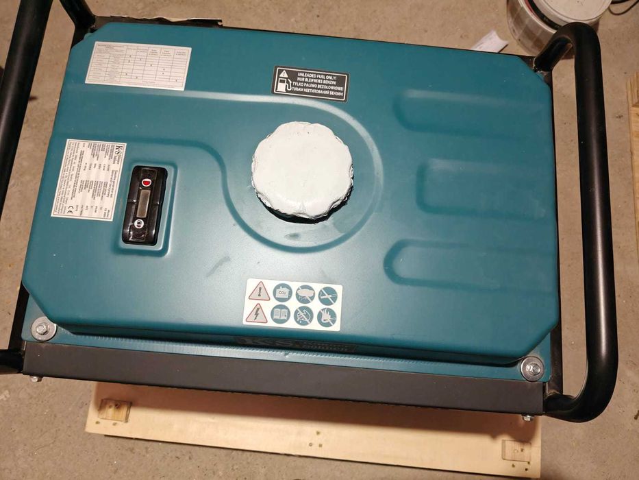 Generator curent electric Könner&Söhnen KS 3000, 7 CP, 3000 W,
