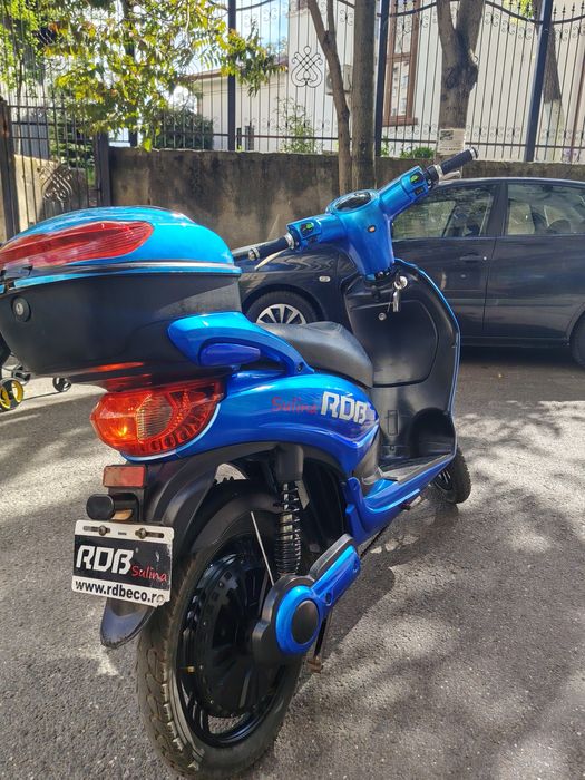 Vând sau schimb Scuter electric RDB Sulina – stare foarte bună – ideal pentru oraș