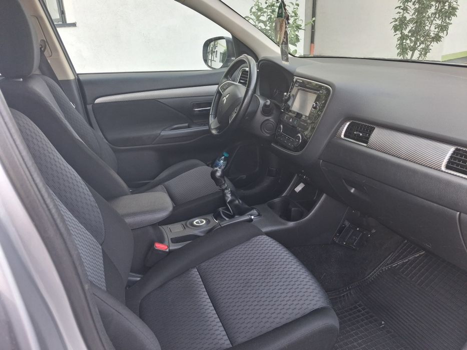 Mitsubishi outlander