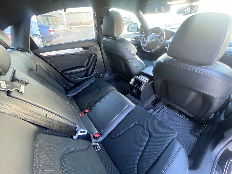 Vând Audi A4 B8 2009