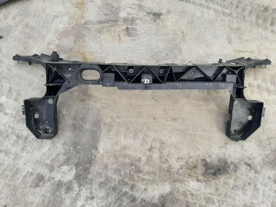 trager renault clio 3  2009 8200834857