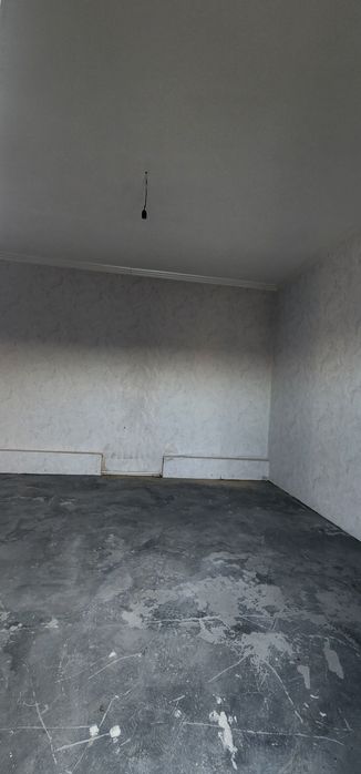 Кибрай тумани 15км Уч Кахрамон Гаи дан 10сотих  Углавой фасад 35м