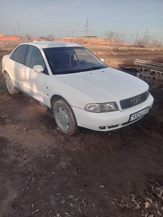 Продам ауди А4..