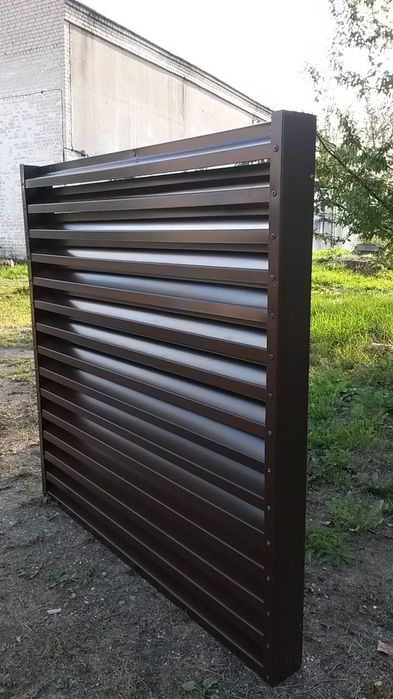 Заборы жалюзи для стены.