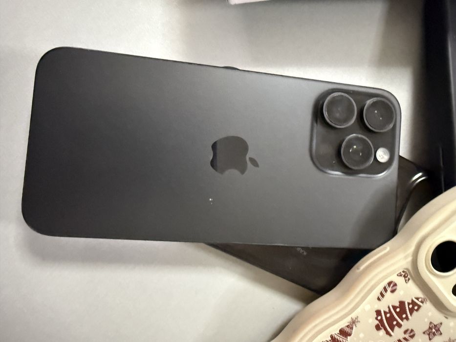 Iphone 15 pro max urgent