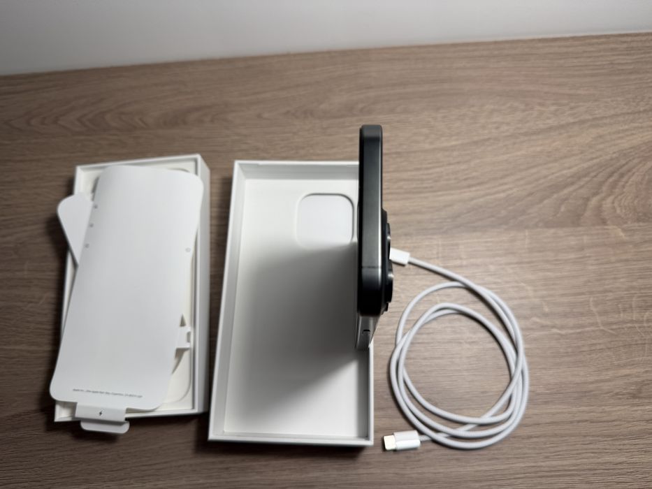 iPhone 15 Pro Max, Black Titanium, 256GB, Impecabil