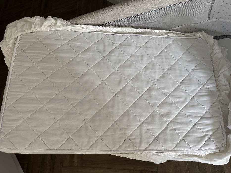 Pătuț Bebe 4 în 1 Pliabil 90x57 cm -  Leagăn, Roți Blocabile, 0-24 Luni