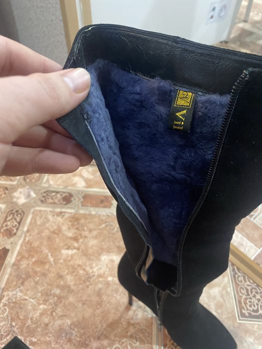 Продам женские сапожки