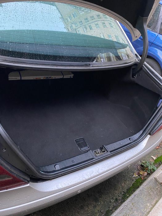 Mercedes E Class W211