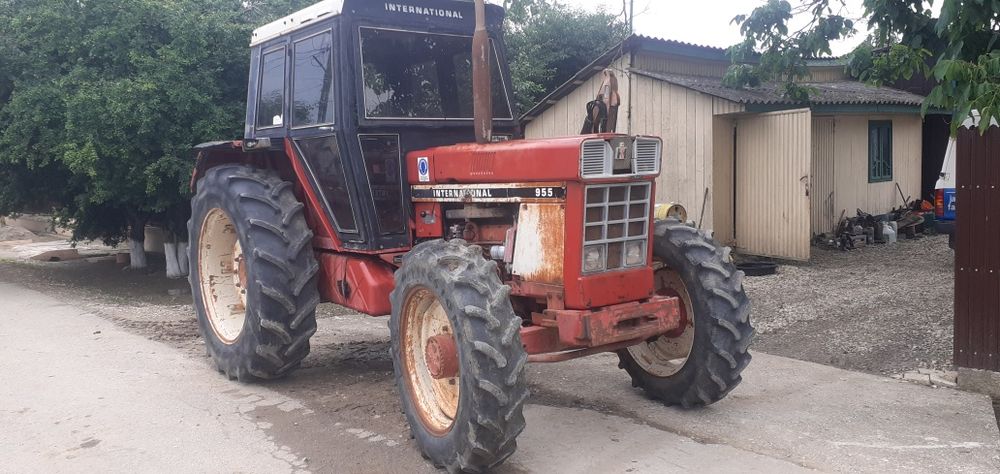 Tractor Case Internațional 955