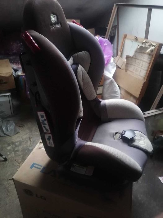 Детско столче за кола Kinder Kraft