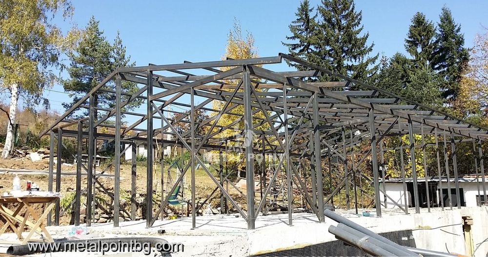 Метални конструкции за къщи навеси и гаражи