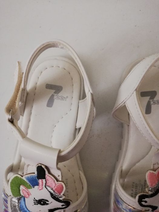 Сандали для девочки