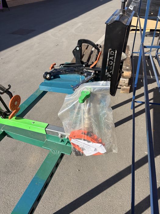 Aparat de dejantat anvelope bicicleta