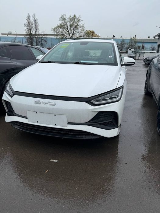 BYD E2 Flagship Lakarshiy