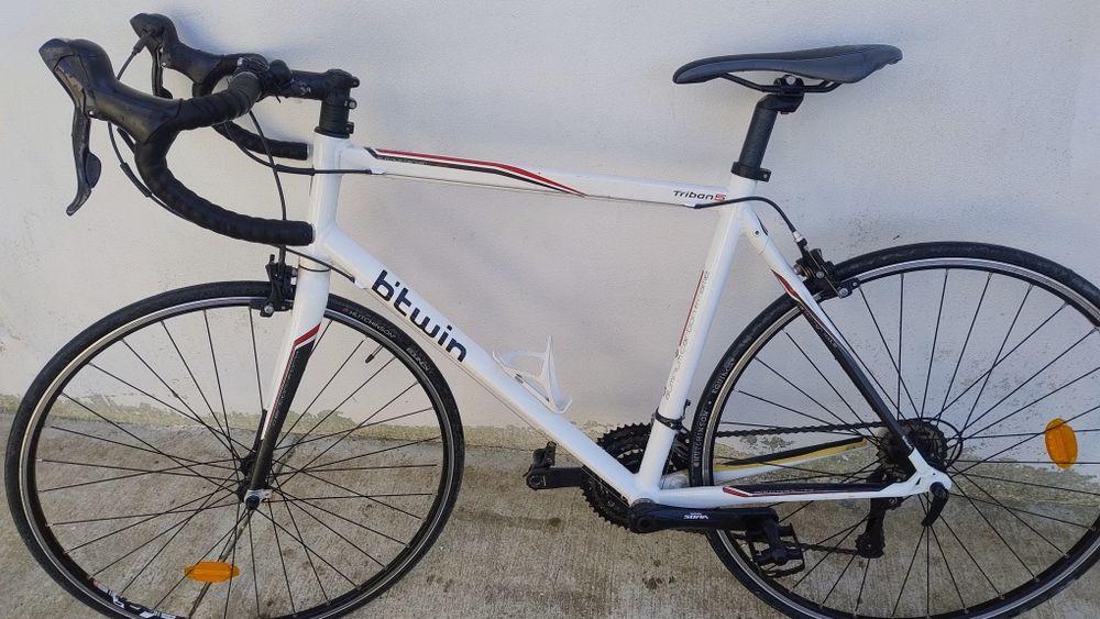 Bicicleta cursiera B'WIN Triban 5