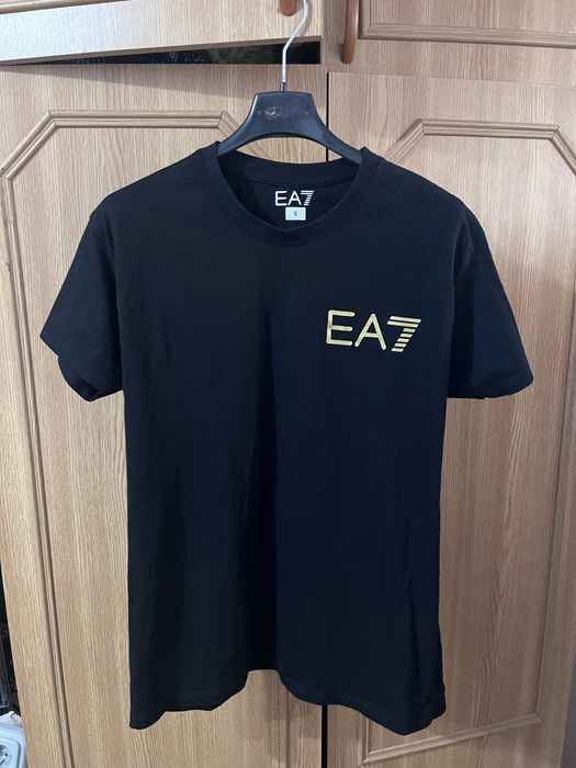 vand tricou emporio armani