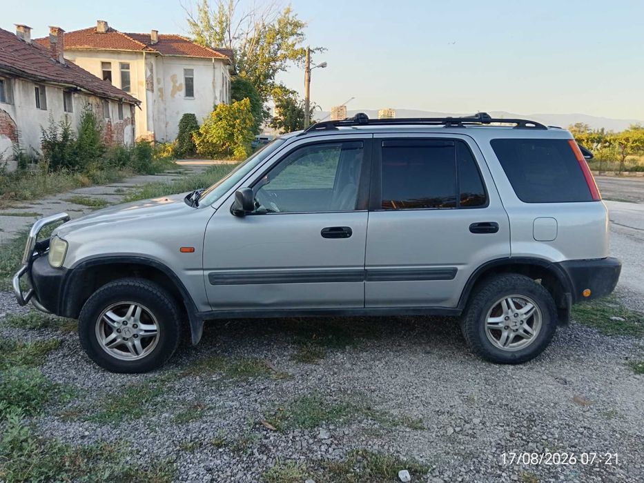 Продавам Хонда CR-V
