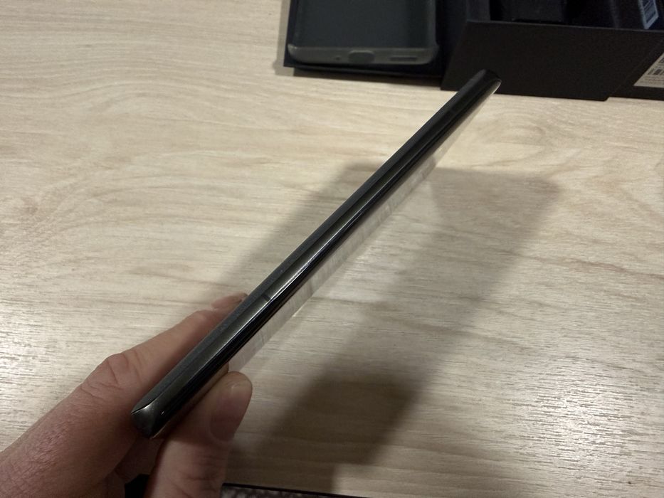 Продавам като нов Motorola edge 50 ultra 16/1tb