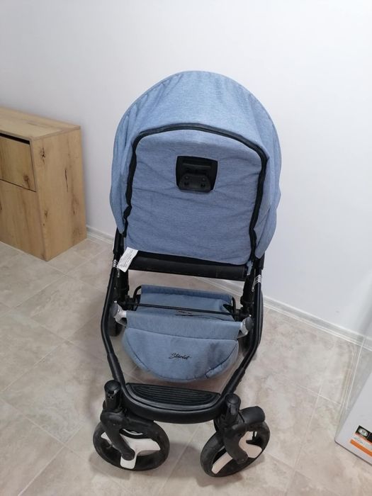 Бебешка количка с летен и зимен кош