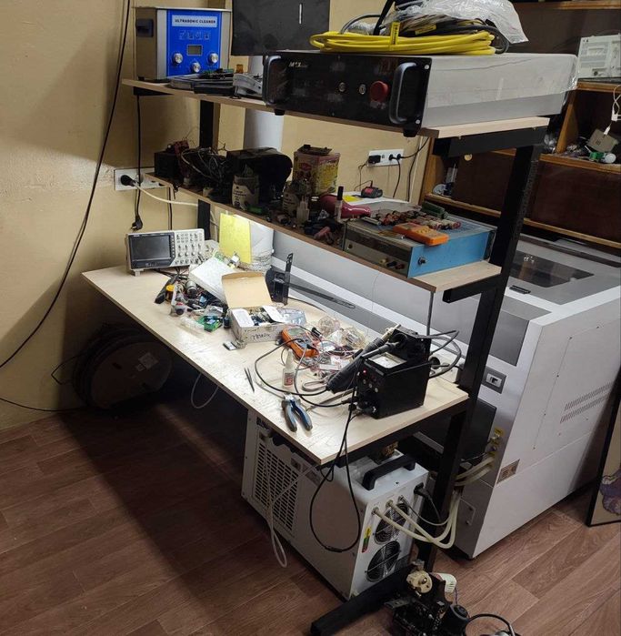 Мебель на стальном каркасе