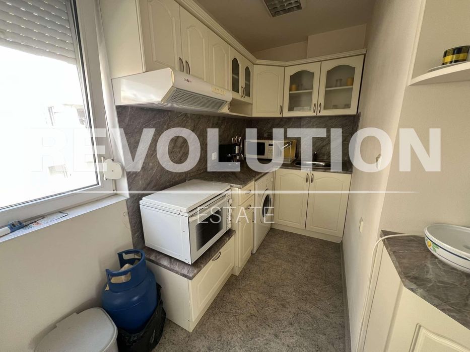 Тристаен апартамент  в гр.Варна, Бриз!