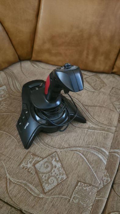 Joystick trust predator gxt555