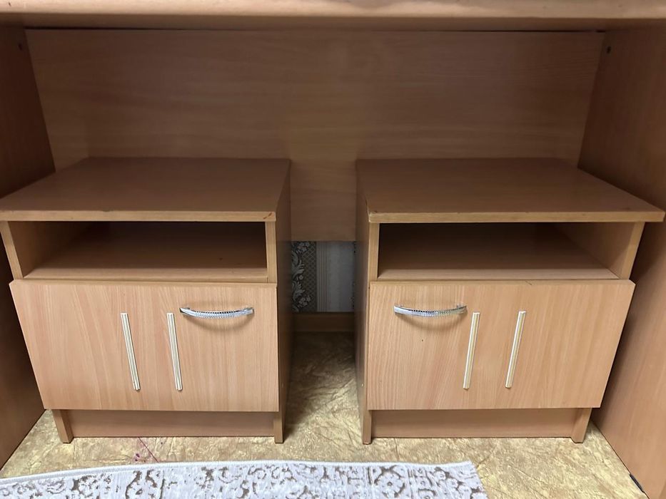 Спальный гарнитур