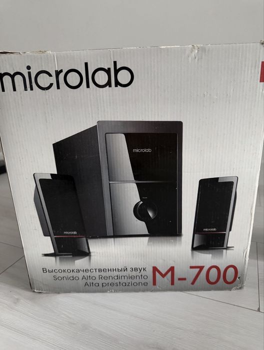 Bluetooth Microlab M-700, мощность 40 Вт, акустика 2.1