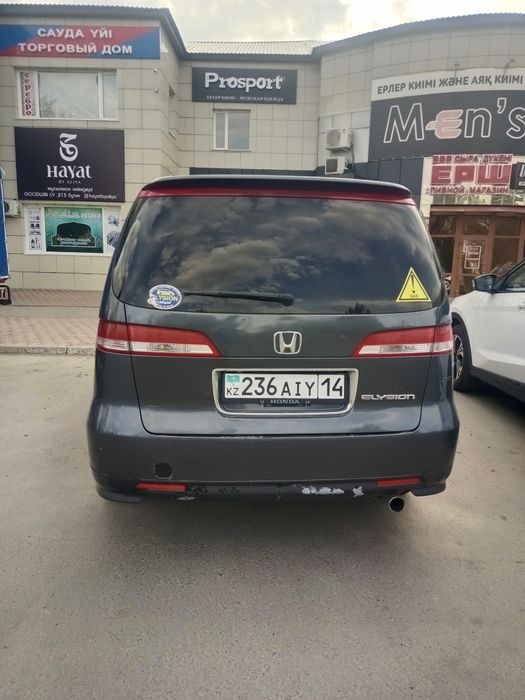 Продам хонда Элиюзон