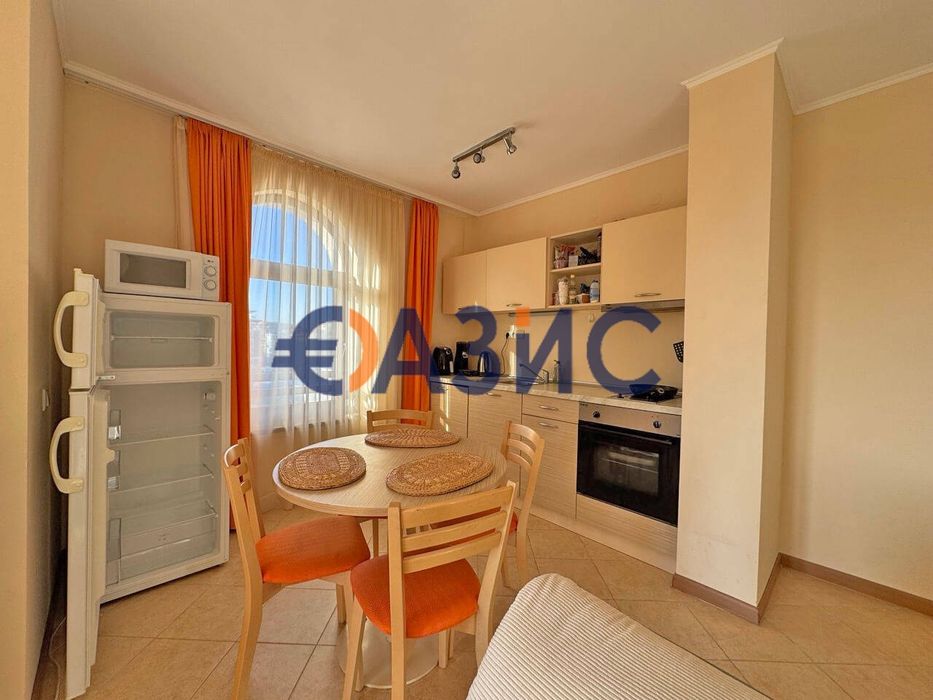 Продава се Тристаен апартамент в к.к. Слънчев бряг - 93 кв.м за 691 €/кв.м - Снимка #5