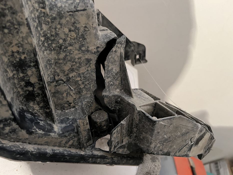 Фара оригинал левая Прадо 150 с лампочками