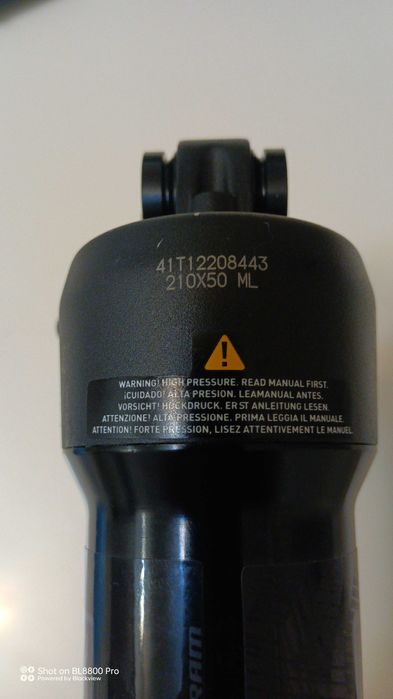 Заден амортисьор Rock Shox Deluxe Select 210x50mm