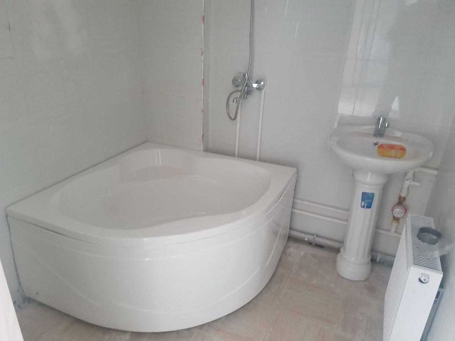 Тошкент вилояти Нурофшон шаҳар 75 кв 6 этаж 3 хонали уй сотилади