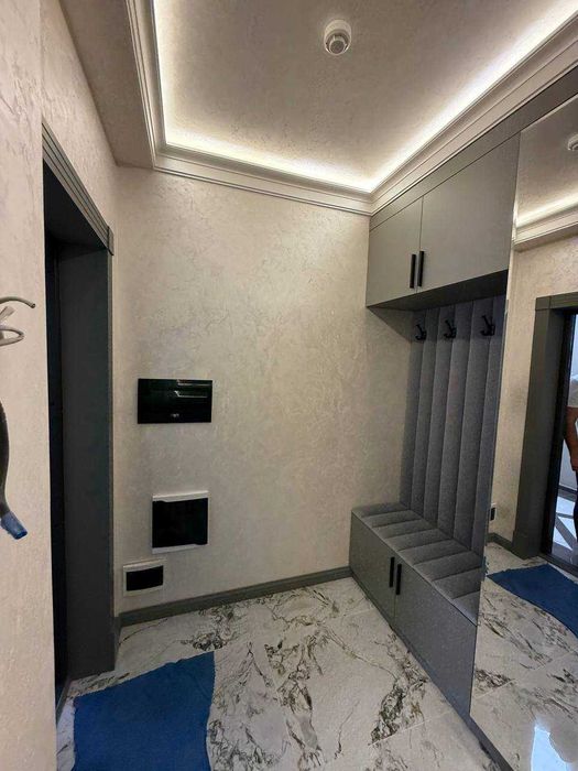 Сдаëтся шикарная квартира на Чиланзар метро 074*