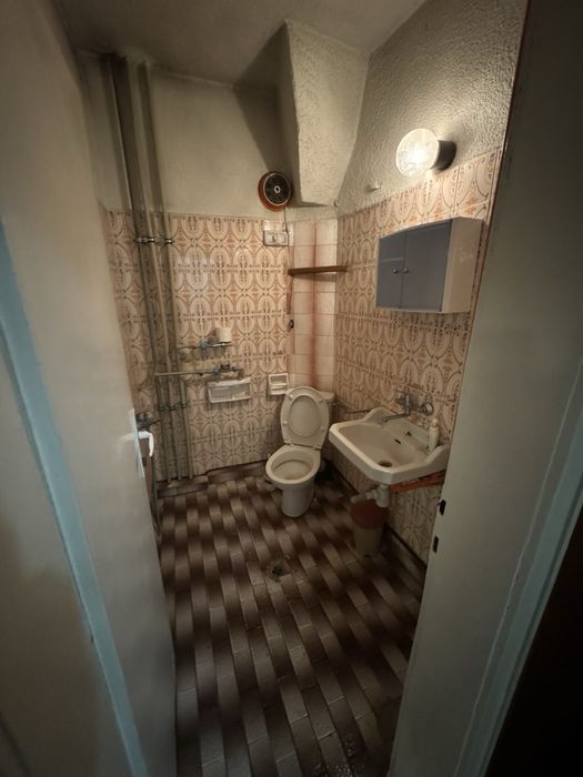 Дава се под наем Двустаен апартамент в София, Банишора - 68 кв.м за 408 € - Снимка #1