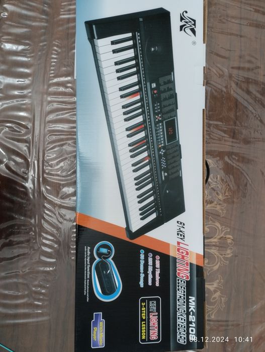 Синтезатор профессиональный многофункциональный 5 актава 255 ритм